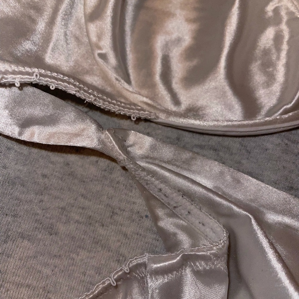 Second skin satin bra - Picture 4 of 5